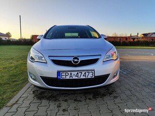 Opel Astra J 1.7 CDTi Isuzu