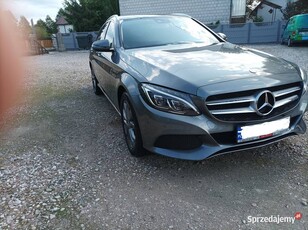 Prywatny Mercedes W 205 C klasa SUPER STAN