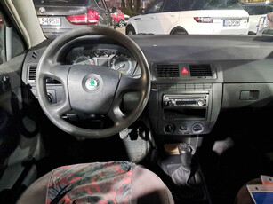 Skoda Fabia 2005 1.2 12V 201404km Sedan