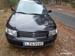 Sprzedam volkswagen passat B5 1,9 TDI