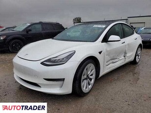 Tesla Model 3 benzyna 2021r. (KANSAS CITY)