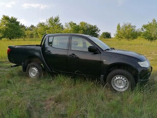 Używany Mitsubishi L200 2010