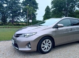 Używany Toyota Auris 2014