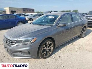 Volkswagen Passat 2.0 benzyna 2020r. (KANSAS CITY)