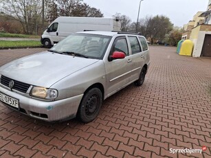 Volkswagen Polo 1.4 z gazem 2001rok