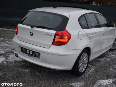 BMW Seria 1 120d DPF Edition Sport