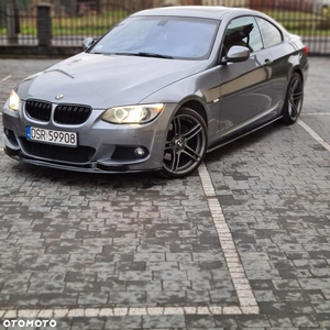 BMW Seria 3 330d xDrive Coupe