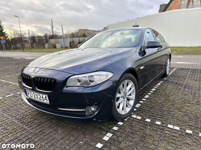 BMW Seria 5 523i Sport-Aut