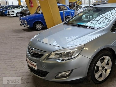 Opel Astra J ZOBACZ OPIS !! W PODANEJ CENIE ROCZNA GWARANCJA !!!