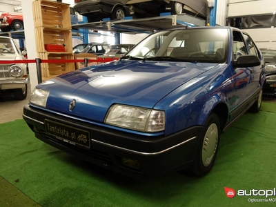 Renault 19