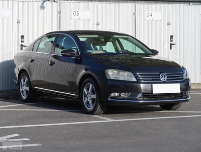 Volkswagen Passat B7 , Salon Polska, Serwis ASO, Klimatronic, Tempomat, Parktronic