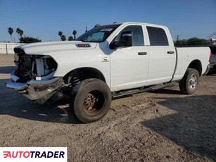 Dodge Ram 6.0 diesel 2023r. (MERCEDES)