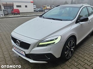 Używany Volvo V40 Cross Country 2017