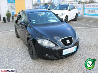 Seat Leon 1.6 benzyna 102 KM 2009r. (Warszawa)