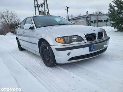 BMW Seria 3 323i