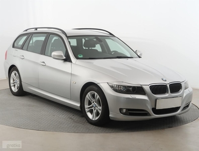 BMW SERIA 3 IV (E90/E91/E92/E93) BMW SERIA 3 , Serwis ASO, Navi, Xenon, Bi-Xenon, Klimatronic, Tempomat,