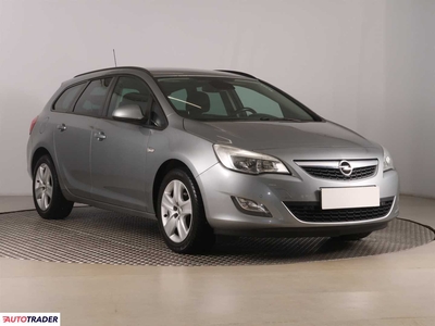 Opel Astra 1.4 138 KM 2011r. (Piaseczno)