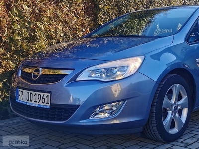 Opel Astra J 1.4 Turbo Bardzo Ładny Z Niemiec Po Połatach