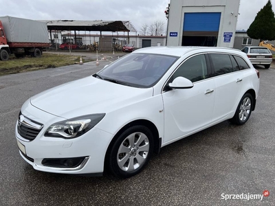 Opel Insignia 2.0 DIESEL Klimatronik Navi Ledy BiXenon Radar