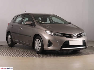 Toyota Auris 1.3 97 KM 2013r. (Piaseczno)