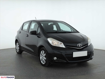 Toyota Yaris 1.0 68 KM 2012r. (Piaseczno)