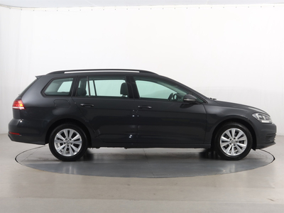 Volkswagen Golf 2018 1.0 TSI 135352km Kombi