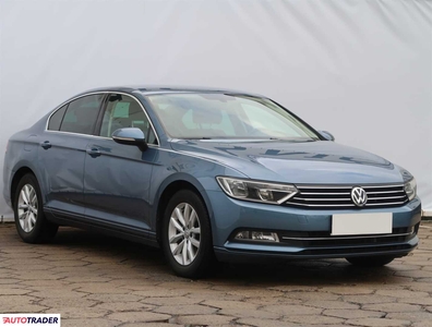 Volkswagen Passat 2.0 147 KM 2015r. (Piaseczno)