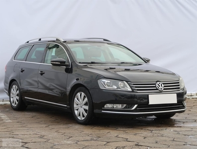 Volkswagen Passat B7 , 167 KM, DSG, Skóra, Navi, Xenon, Bi-Xenon, Klimatronic,