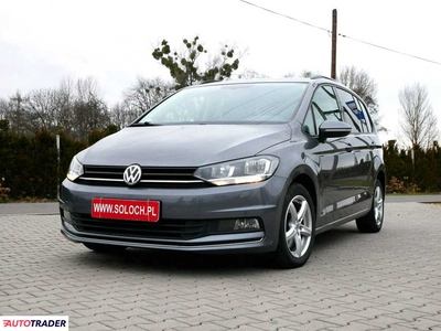 Volkswagen Touran 1.6 diesel 115 KM 2017r. (Goczałkowice-Zdrój)