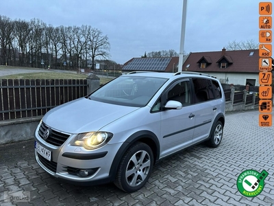 Volkswagen Touran I 2,0 tdi 140ps Cross Touran świeżo zarejestrowany 7 osób.