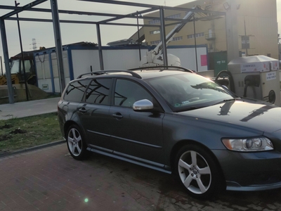 Volvo V50 II R-design