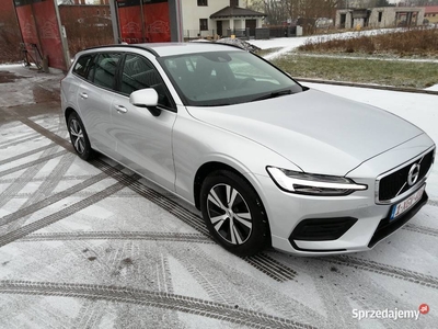 Volvo V60 2.0TDI 150KM 2019 /20 sprowadzony bezwypadkowy