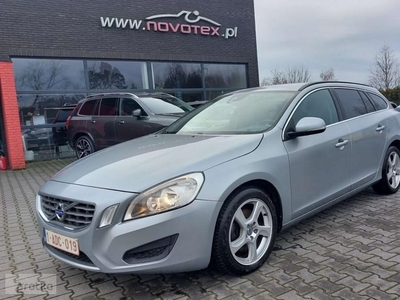 Volvo V60 I