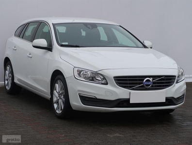 Volvo V60 I , Salon Polska, Serwis ASO, 187 KM, Skóra, Navi, Klimatronic,