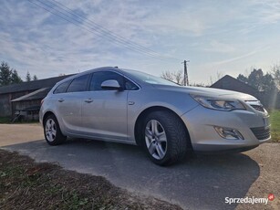 Astra J 1.7CDTI 125km 2011