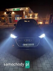 Audi Q3 2.0 AMT 4WD