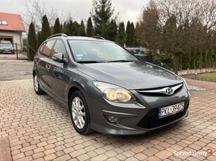 Hyundai i30, CRDI, Pół-skóry, Grzane fotele, Tempomat, Alu, Zadbany