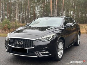 INFINITI Q30 1.5d 109KM Nawigacja LED serwis