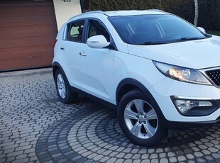 KIA SPORTAGE 2014 lift 1.7 CRDI zadbana, serwisowana 2 klucze książka