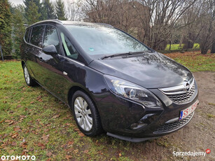 Opel Zafira C 1.4T Cosmo