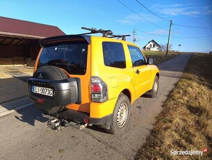 Pajero 4 2013 manual zamiana