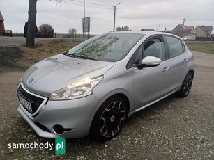 Peugeot 208 I