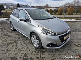 Peugeot 208 I Hatchback 5d Facelifting 1.2 PureTech 82KM