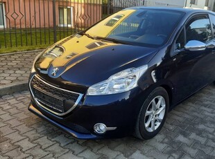 Peugeot 208 STYLE 1.6 EHDI 92 KM