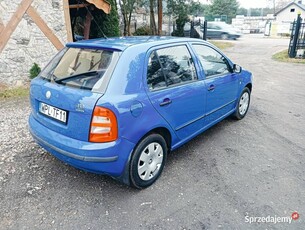 Skoda Fabia 1,4 mpi wspomaganie gaz radio właściciel