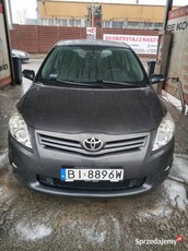 Toyota Auris I 2012 1,6 benzyna