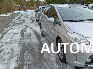 Toyota Prius III 1,8 Hybrid ,automat,