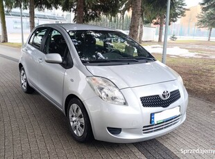 Toyota Yaris 1.3 benzyna