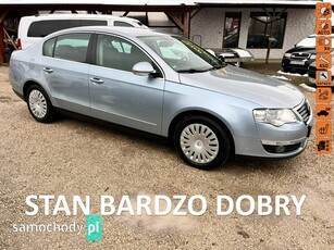 Volkswagen Passat 2.0 FSI Highline