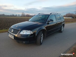 Volkswagen Passat B5 LIFT 2004r 1.9 TDi czarny klimatyzacja